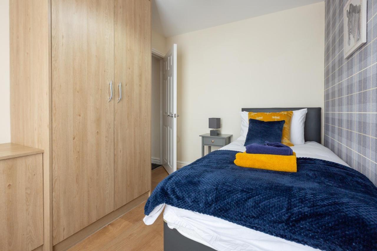 Oxheys House - 5 Bedrooms Contractors Parking Preston  Zewnętrze zdjęcie