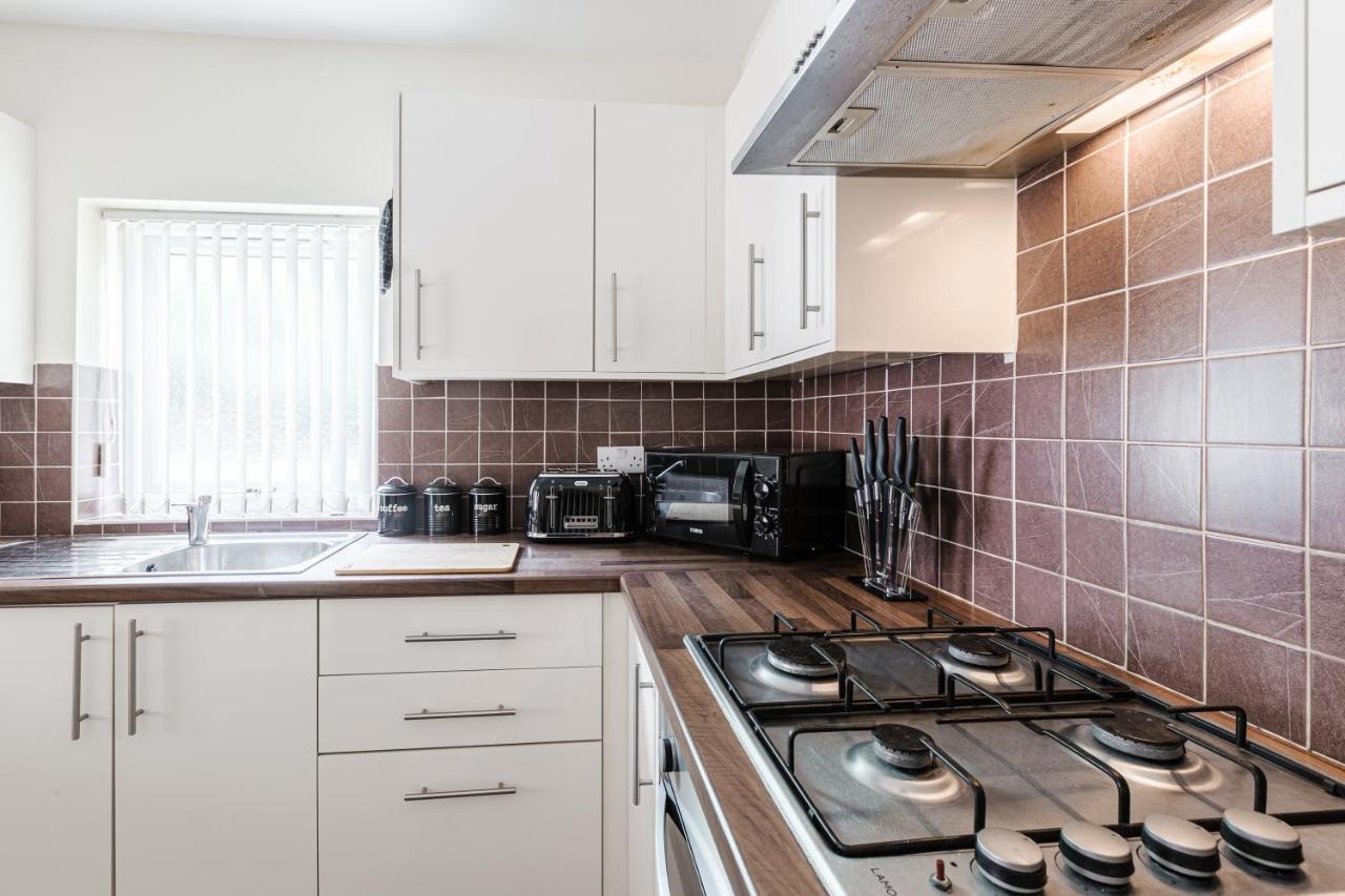 Oxheys House - 5 Bedrooms Contractors Parking Preston  Zewnętrze zdjęcie