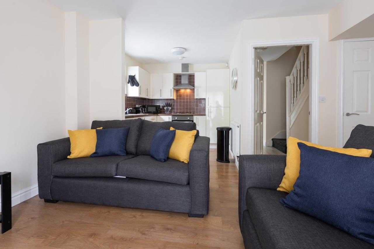 Oxheys House - 5 Bedrooms Contractors Parking Preston  Zewnętrze zdjęcie